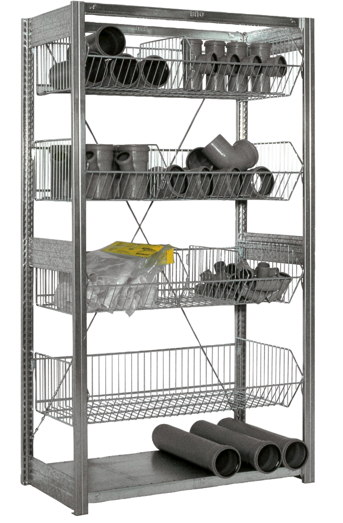 Varastohylly laarikoreilla